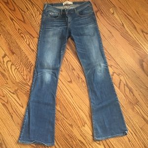 Hollister jeans size 9L